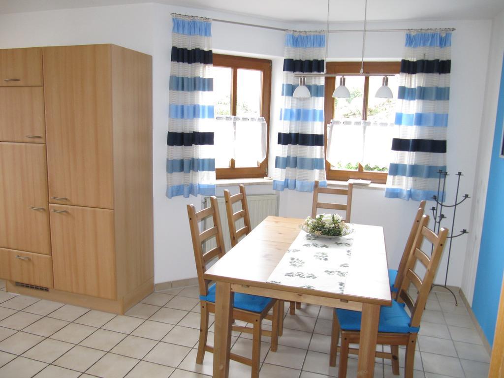 Ferienwohnung Weigert Sinzing 部屋 写真