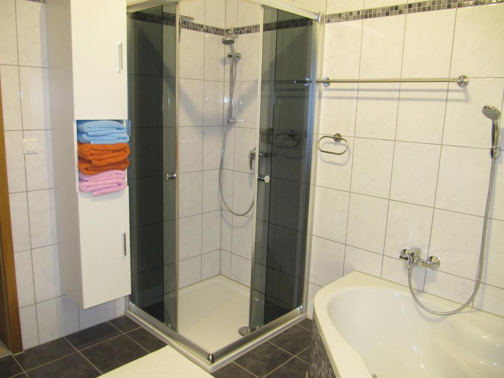 Ferienwohnung Weigert Sinzing 部屋 写真